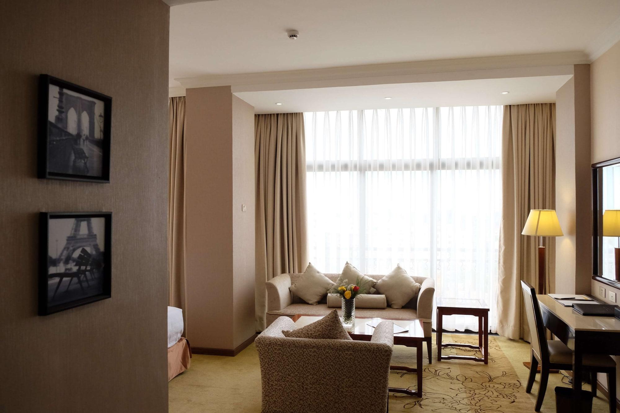 Getfam Hotel Addis Abeba Esterno foto
