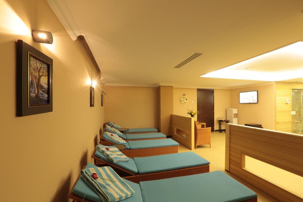 Getfam Hotel Addis Abeba Esterno foto